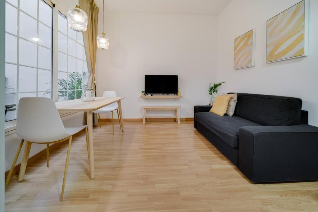 Encantador Apartamento Con Patio 말라가 외부 사진